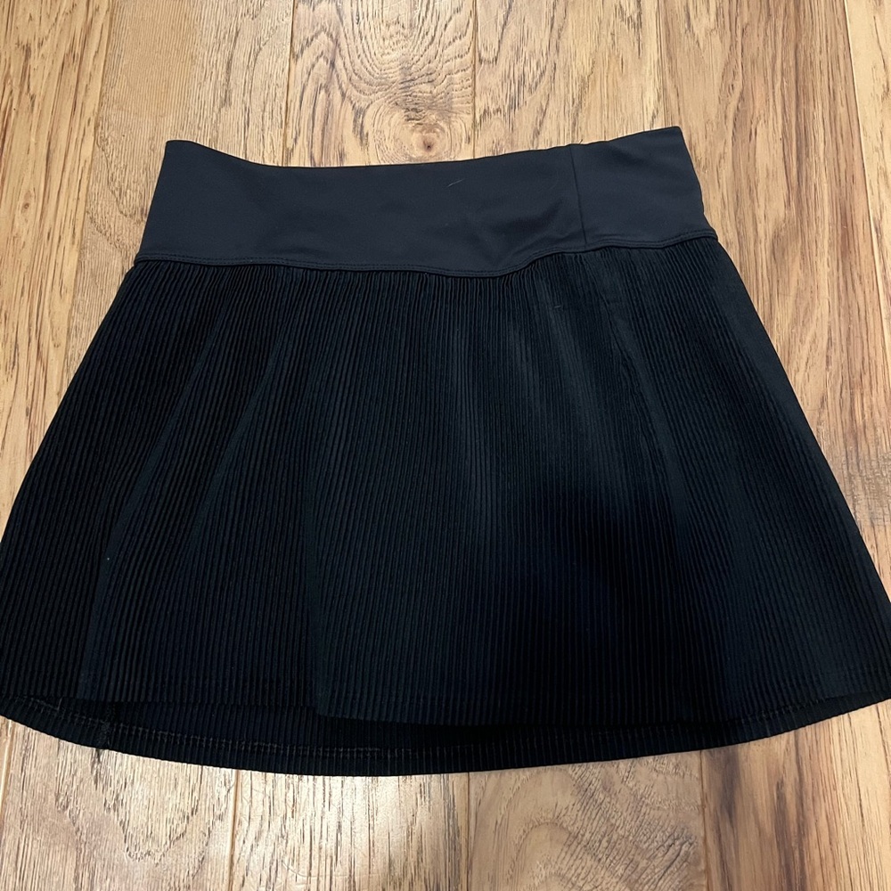Elegant Black Pleated Skirt